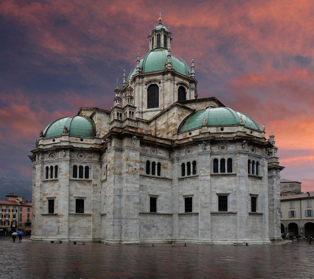 The Window On The Theatre And The Cathedral - Luxury Apartment Como Exteriér fotografie